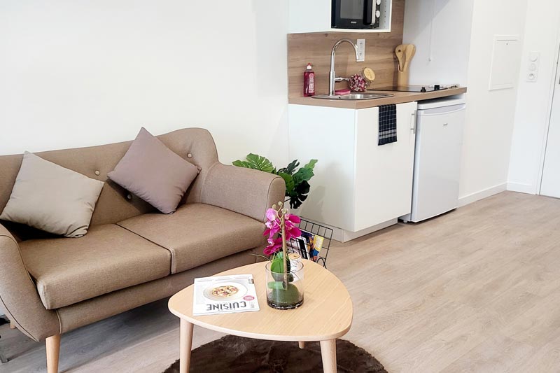 residence-senior-aquarelia-noisy-sejour